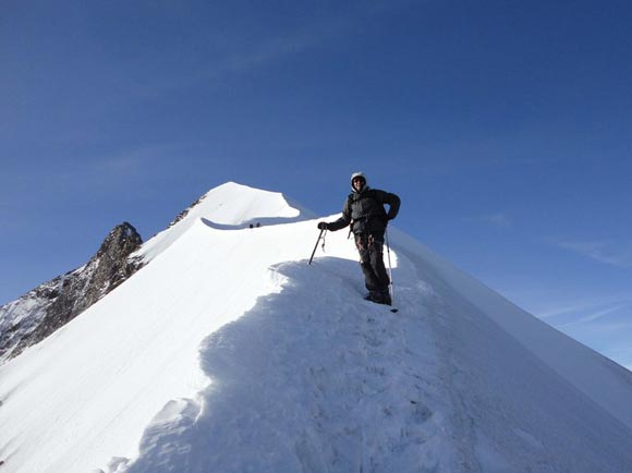 biancograt - Parte alta della cresta, si intravede il Pizzo Bernina