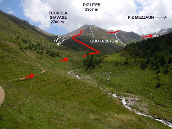 Piz Mezzaun - Immagine ripresa dall'Alp Arpiglia (q. 2129 m)