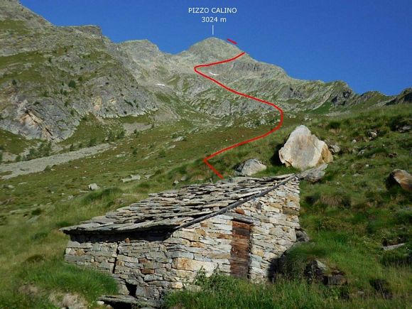 Pizzo Calino - Il Bivacco all'Alpe Montirolo e l'itinerario di salita