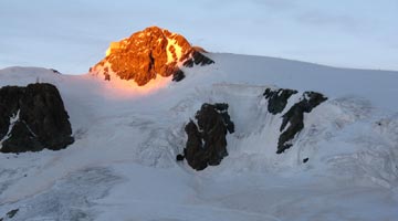 Sondaggio sulla costruzione di una torre panoramica sul Piccolo Cervino