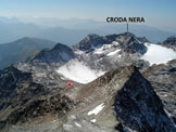 Via Normale Pizzo delle Vedrette (Fernerkopfl) - Nel riquadro il rifugio con la Croda Nera a destra