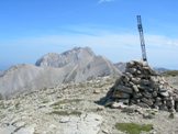 Via Normale Monte Corvo (cresta N) - Dal Monte Corvo vista dellIntermesoli e i Due Corni