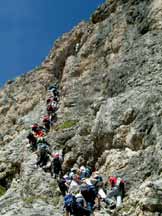 Via Normale Torre Exner (Ferrata Tridentina) - Affollamento in via