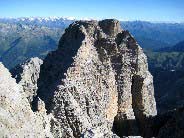 Via Normale Cima Tosa - Via Normale per il Versante SE - Il mastodontico Crozzon di Brenta dalla calotta sommitale