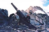 Via Normale Cima Giovanni Paolo II - versante NW - La sella con il Cannone dellAdamello