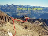 Via Normale Pizzo Sevino - Litinerario di salita e a destra quello di discesa, dalla vetta