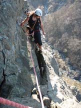 Via Normale Rocca du Fo-Via Andrea e Paolo - Il traverso del sesto tiro