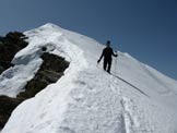 Via Normale Cima di Lemma Ovest - Lungo la cresta di salita verso il pendio finale