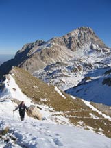 Via Normale Pizzo Cefalone (cresta E) - Lungo la salita, con Corno Grande e Piccolo sullo sfondo