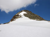 Via Normale Pizzo Bianco - La cima dal ripiano sottostante.