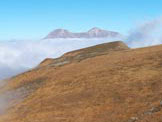 Via Normale Monte Le Vene - La cima con i Sibillini in secondo piano