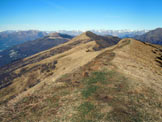 Via Normale Cima dOlino - da NW - Al centro il Cimone di Margno, dalla vetta