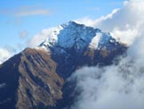Via Normale Monte Croce di Muggio - da ESE - Un’immagine ravvicinata del Monte Legnone, dalla vetta