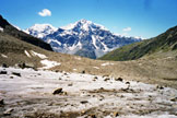 Via Normale Angelo Piccolo - cresta W - In discesa, nellalta Valle di Zai, di fronte allOrtles