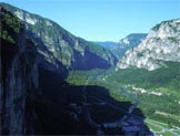 Via Normale Gusela Val Goccia - Dalla cima verso la Valsugana