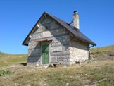 Via Normale Monte Cornacchia - il Rifugio Coppo dellOrso (chiuso), 1860 m