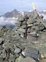 Via Normale Punta Sul - Vista dalla vetta, Rocciamelone sullo sfondo