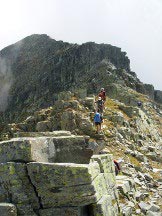 Via Normale Pizzo Giezza - La cresta che dalla cima conduce alle due anticime