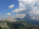 Via Normale Monte Mondeval / Corvo Alto - Panorama dalla Forcella Giau