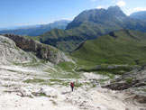 Via Normale Cima Mantello - Salendo al Passo di Dona