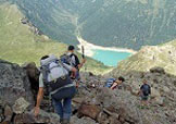 Via Normale Monte Pal - Sullo sfondo il lago di Pian Pal