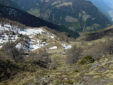 Via Normale Cima dAssola (o Cima della Zocca) - I ripidi ma facili pendii erbosi per raggiungere la cresta