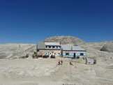 Via Normale Piz Boè dalla Val Lasties - Il rifugio Boè