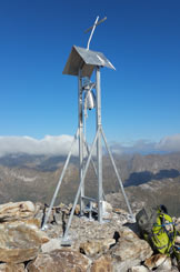 Via Normale Monte Cabianca (Versante Sud) - Campana in vetta