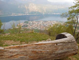 Via Normale Zucco di Manavello (variante) - Panorama su Mandello del Lario e sul lago, dallitinerario di salita