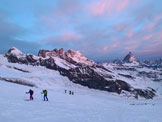 Via Normale Punta Dufour Cresta Ovest - Risalendo all'alba sul Monte Rosa Gletscher