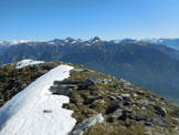 Via Normale Gaggio - da SW - Panorama di vetta verso NE, al centro il Pizzo di Claro