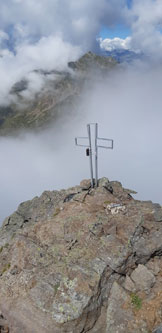 Via Normale Pizzo Strinato (Via Normale) - La croce di vetta