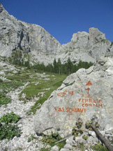 Via Normale Creta di Pricot - sasso con le indicaizoni