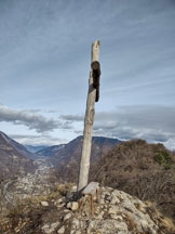 Via Normale Monte Baldo di Vittorio Veneto - Croce di vetta del Baldo