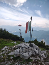 Via Normale Monte Cucco - altro panorama dalla cima verso i campanili Landers