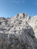 Via Normale Becco dAquila (Gruppo Agnr) - Foto di vetta con vista verso il Lastei dAgnr