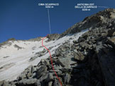 Via Normale Cima Scarpac - Immagine ripresa alla Bocchetta con ometto di pietre (q. 3085 m)
