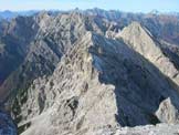 Via Normale Caserine Alte - In cima verso i gruppi Raut-Resettum e del Cavallo