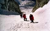 Via Normale Monte Sestier - Nel tratto ripido del canale, prossimi alla forcelletta