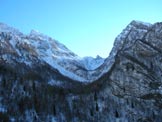 Via Normale Capel Grande - La Valle, con il Dente di Venale tra Capel Grande e Monte Venal