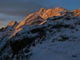 Via Normale Cima delle Monache - Alba su Cima Preti salendo a Cima delle Monache