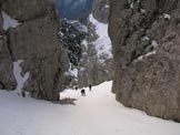 Via Normale Cima delle Monache - Sul ripido canale che porta alla forcelletta