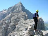 Via Normale Torre Coldai - Sulla cima, dietro  la Civetta