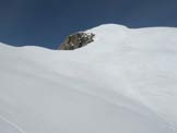 Via Normale Pizzo di Petto - Salendo verso la sella con lantecima