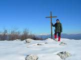 Via Normale Monte Tancia - Giuseppe Albrizio sul Monte Tancia 1282 m, in fondo il Gran Sasso