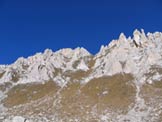 Via Normale Pizzo Colombe o Campanit - Il caotico susseguirsi di guglie che compongono il pizzo Colombe 