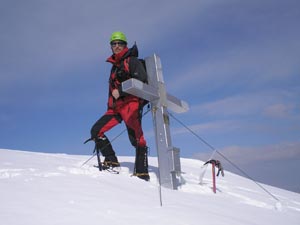 Cima innevata