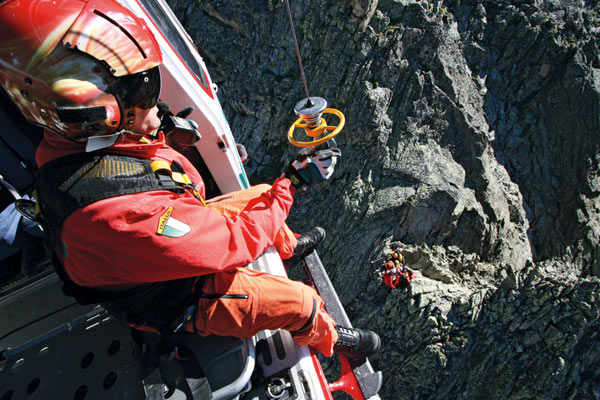 SOS-Italian-Helicopter-Rescue