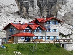 Rifugio-montagna