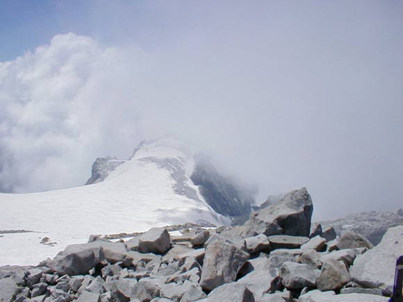 Monte Adamello - Il Corno Miller visto dai pressi della cima
